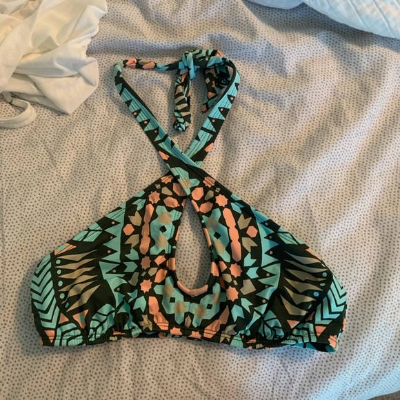 Bikini top! - Picture 2 of 3